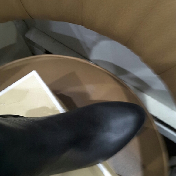 Michael kores Britton  bootie - Picture 5 of 9